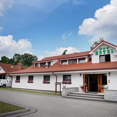 Ranczo Hotel 3*